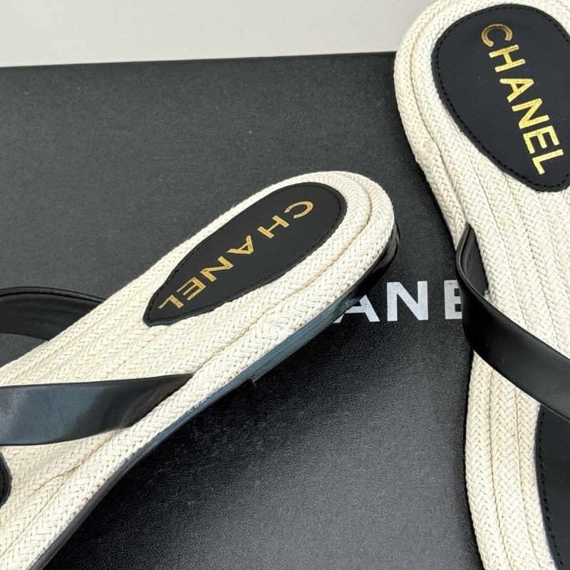 Chanel Slippers 