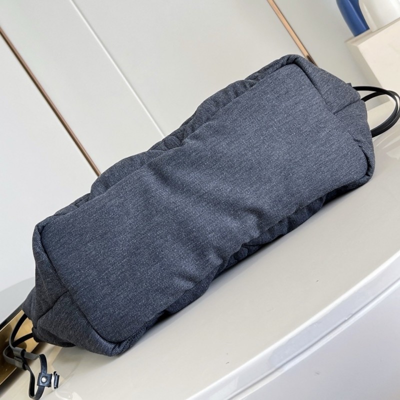 LV Neverfull Inside Out MM