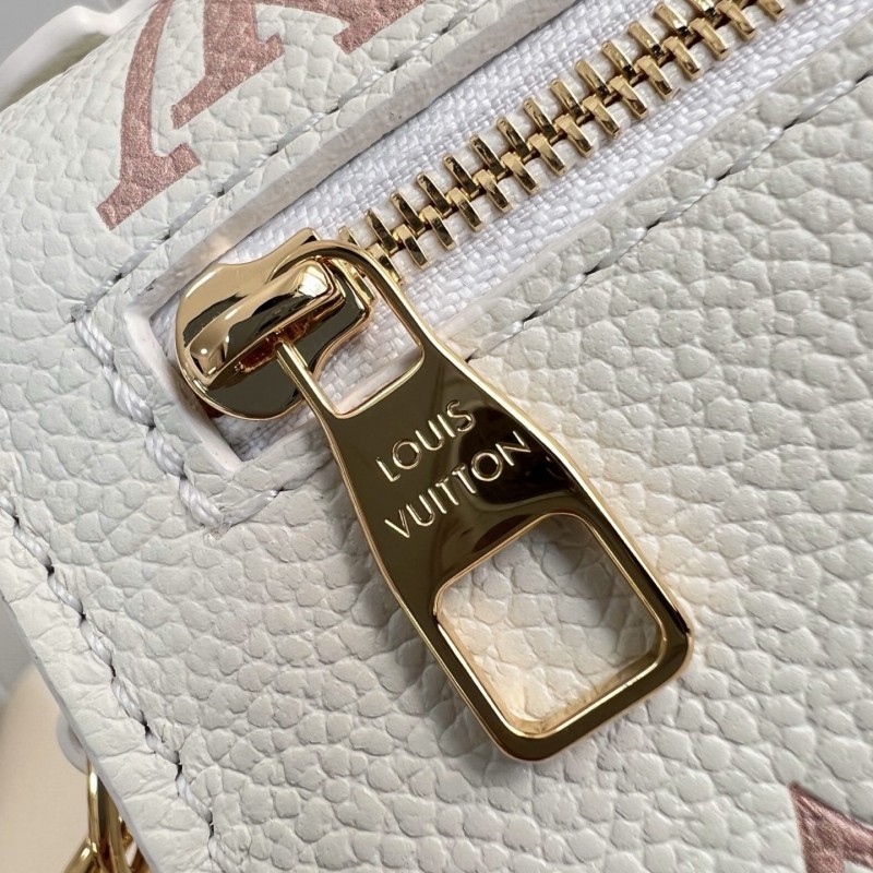 LV Pochette Métis East West