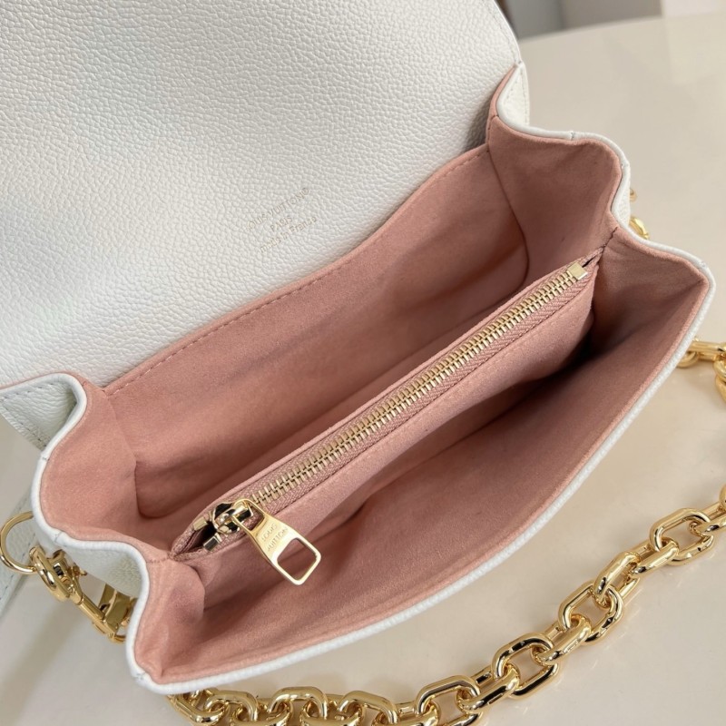 LV Pochette Métis East West