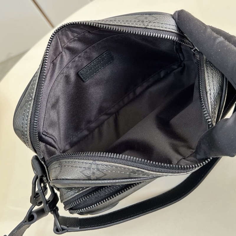 LV Nil Crossboby Bag