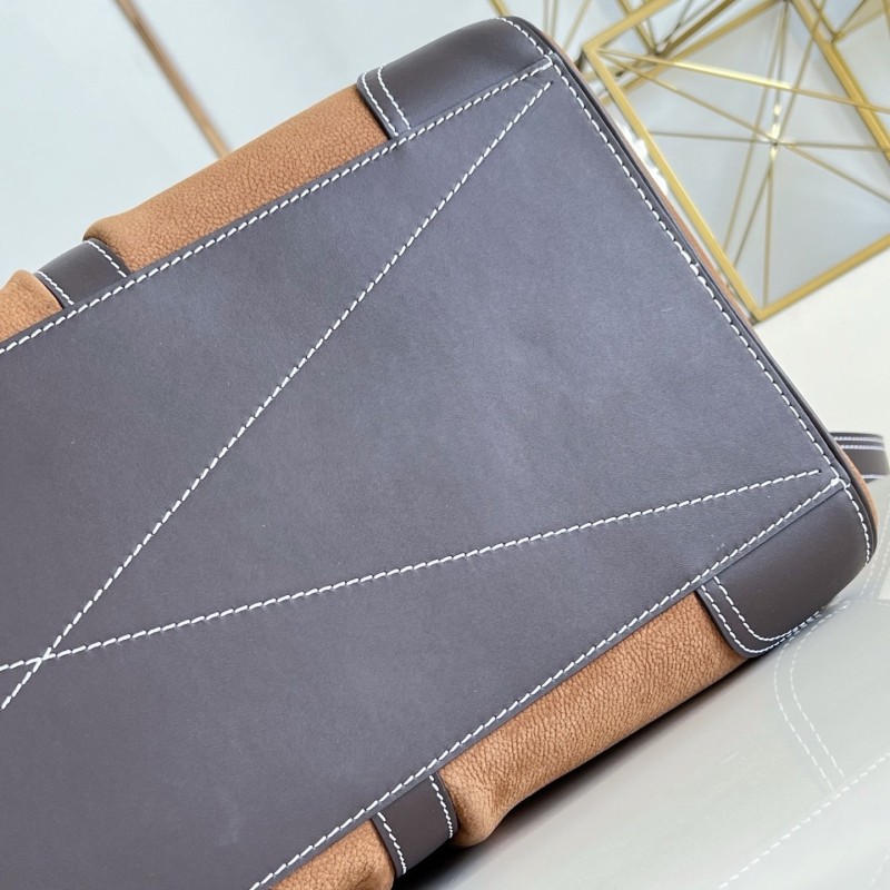 LV Keepall 50 Travel Bag