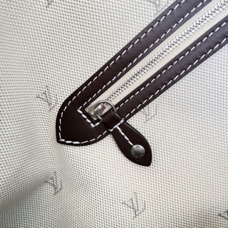 LV Keepall 50 Travel Bag
