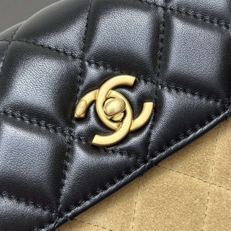 Chanel 25A Handbag