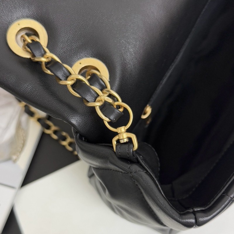 Chanel 25K Handbags 