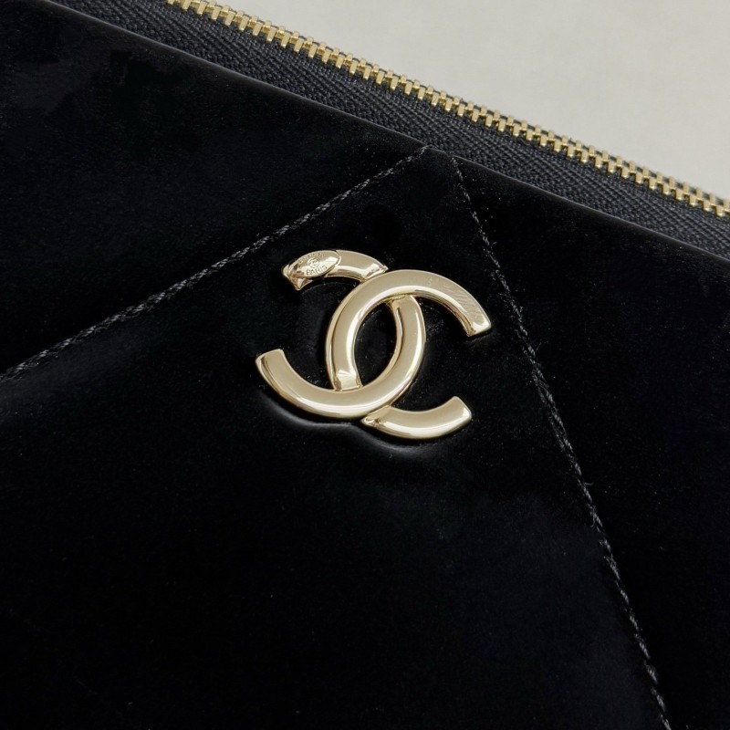 Chanel 25N Handbags
