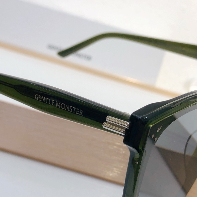 Gentle Monster New Her