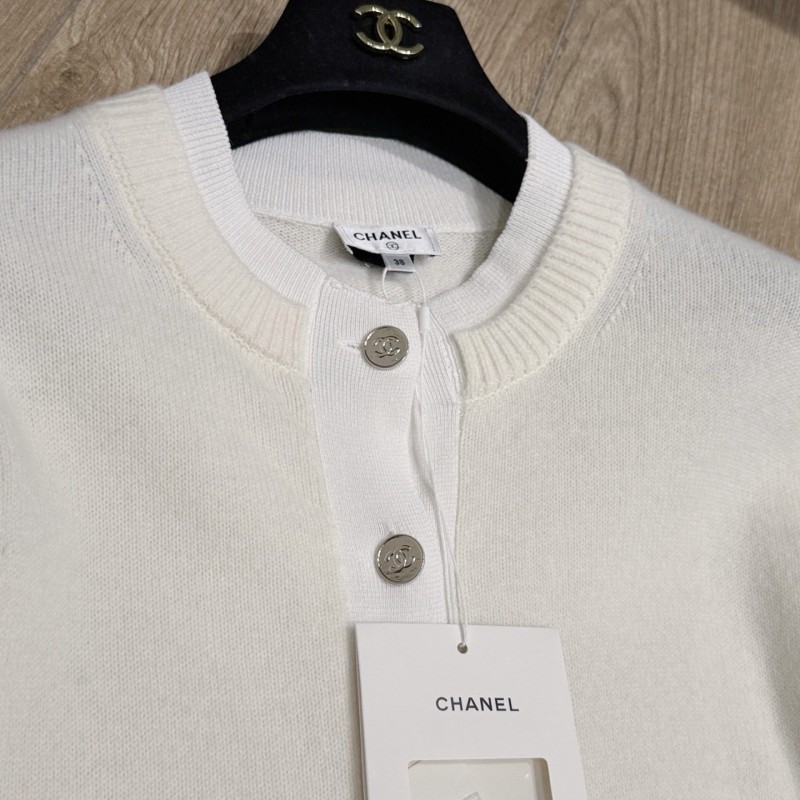 Chanel Cardigan 