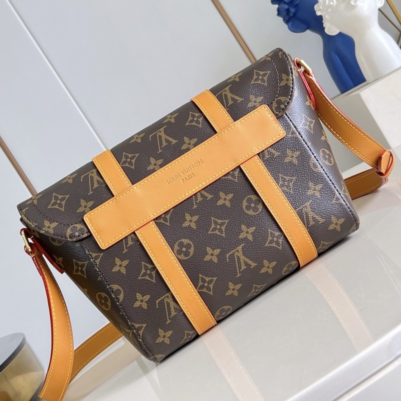 LV Christopher Messenger Bag