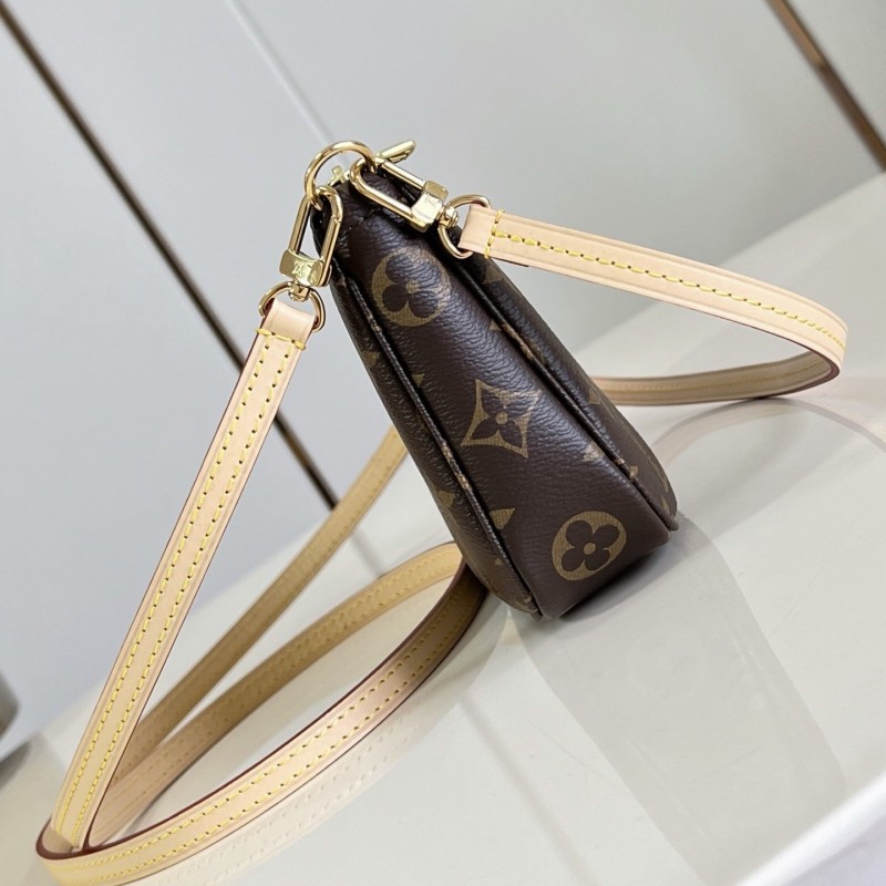 LV Pochette 