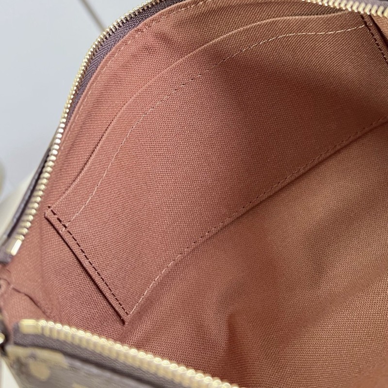 LV Pochette 