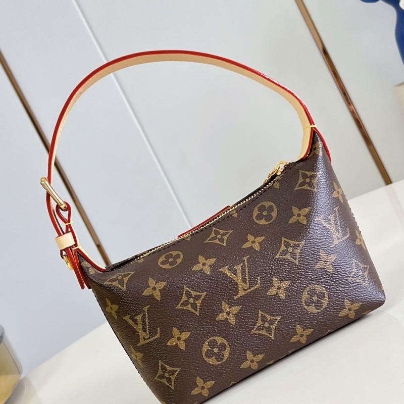 LV Pochette Hills