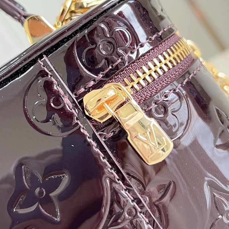LV Vanity Chain Pouch