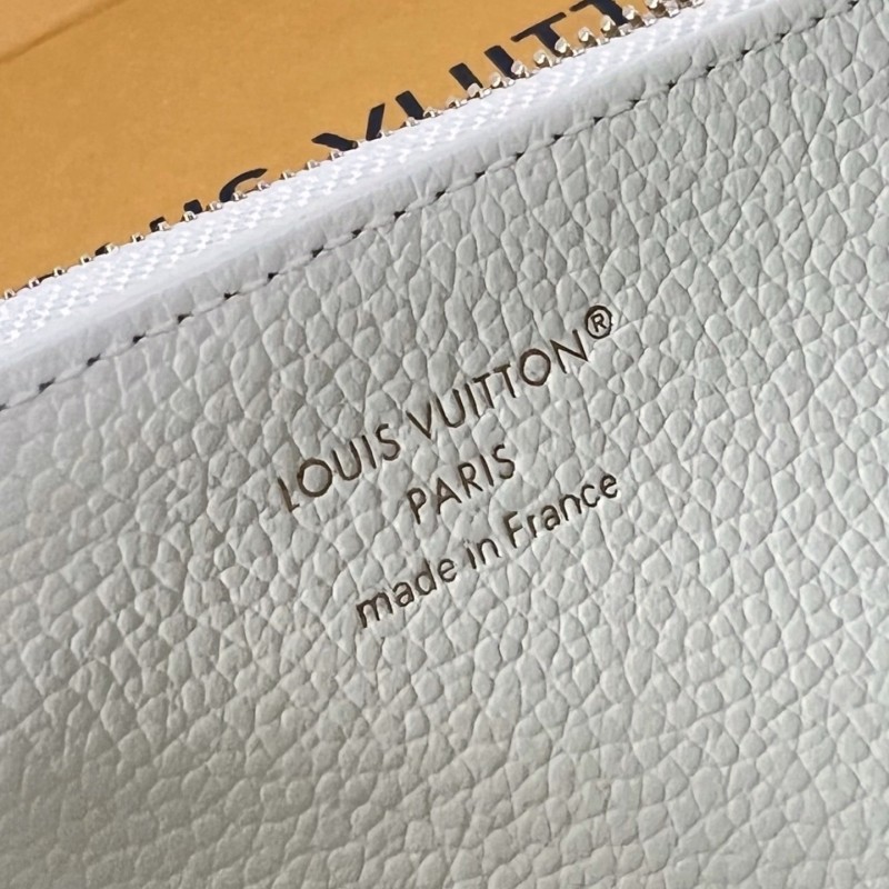 LV Sarah Wallet 