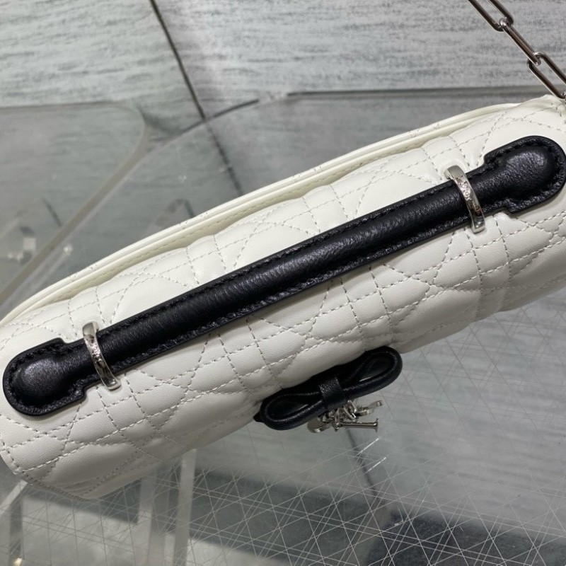 Dior Lady 蝴蝶结珍珠链条包