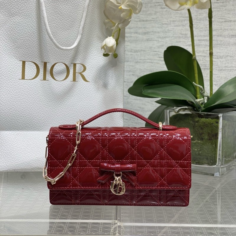 Dior Lady 蝴蝶结珍珠链条包