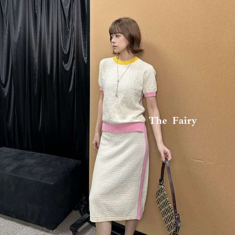 Fendi Tee & Skirt 