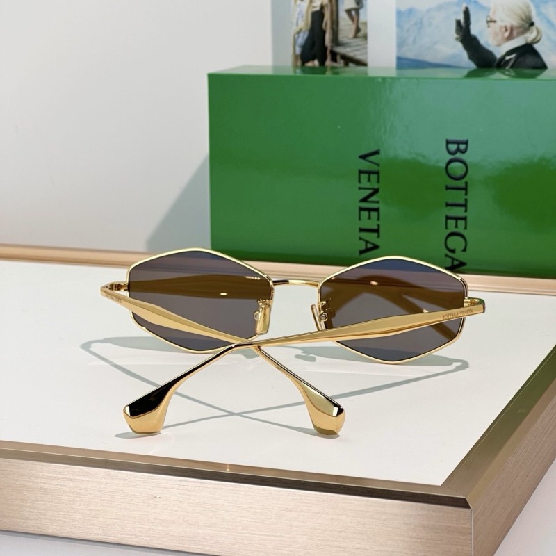 Bottega Veneta Sunglasses 