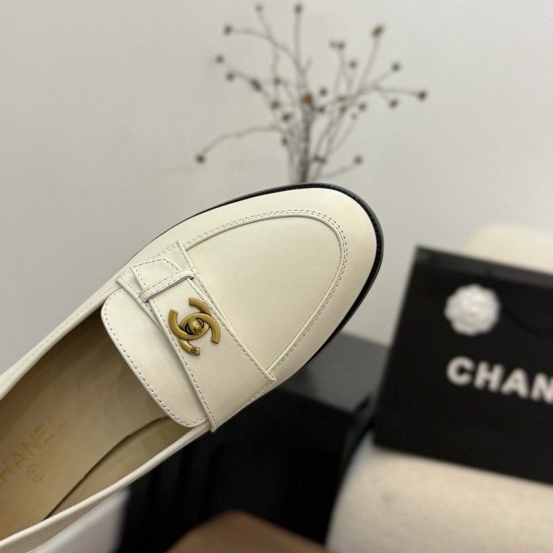 Chanel Flat