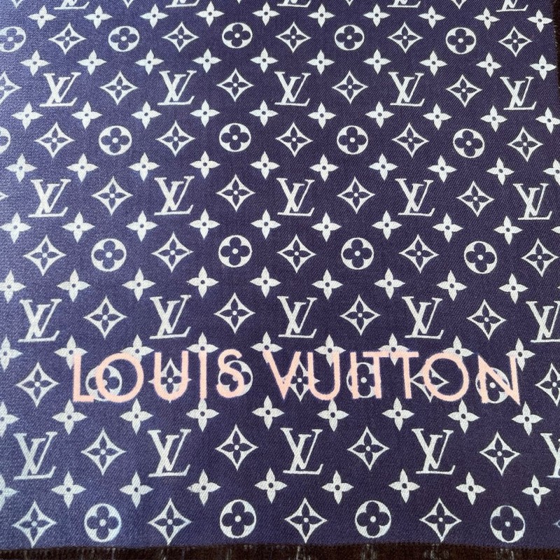 LV Shawl