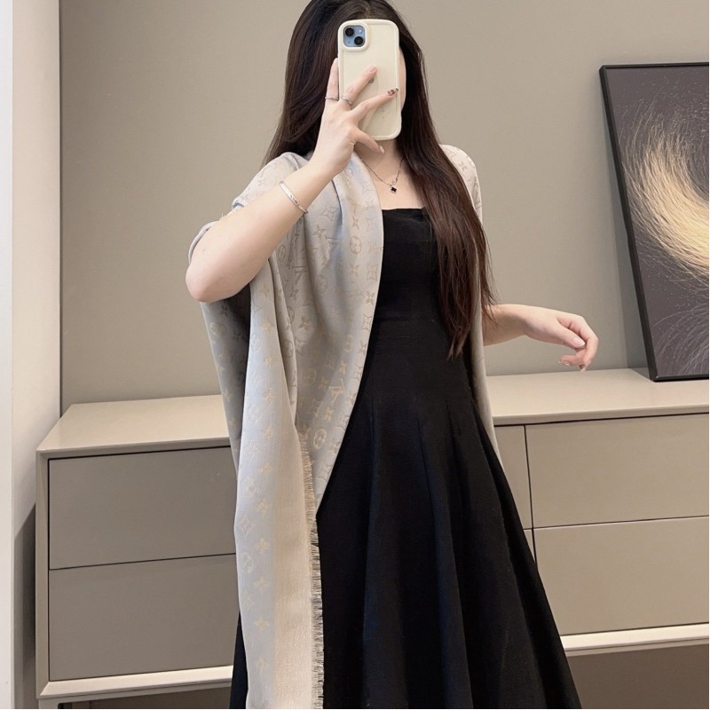 LV Shawl