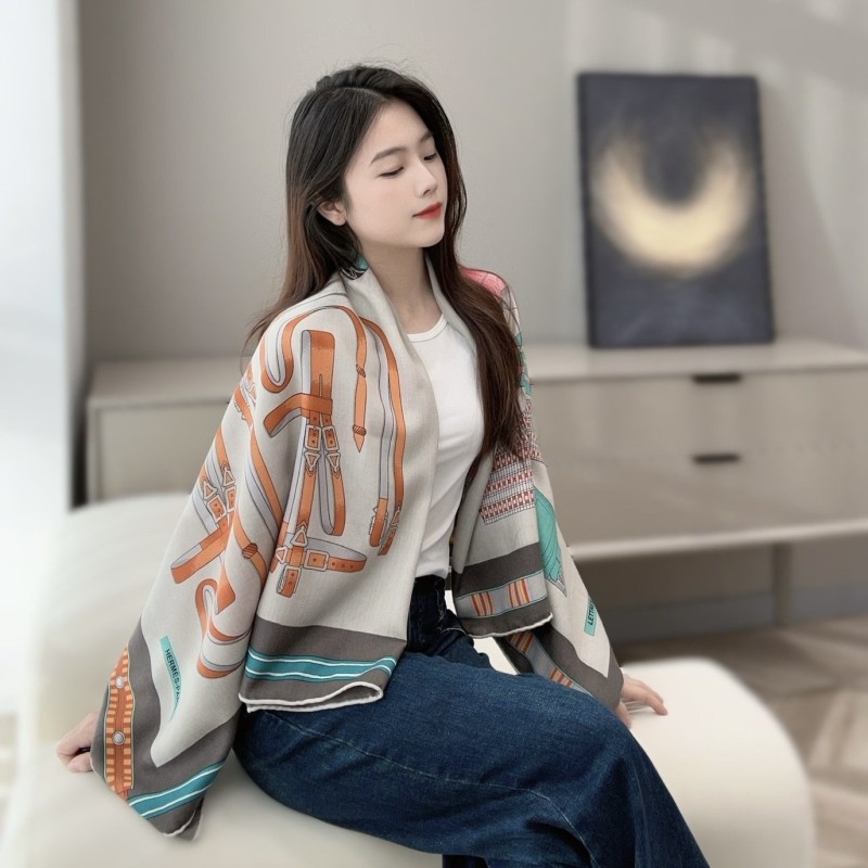 Hermes Shawl