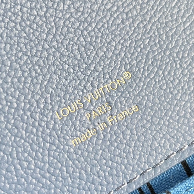 LV Pochette Metis
