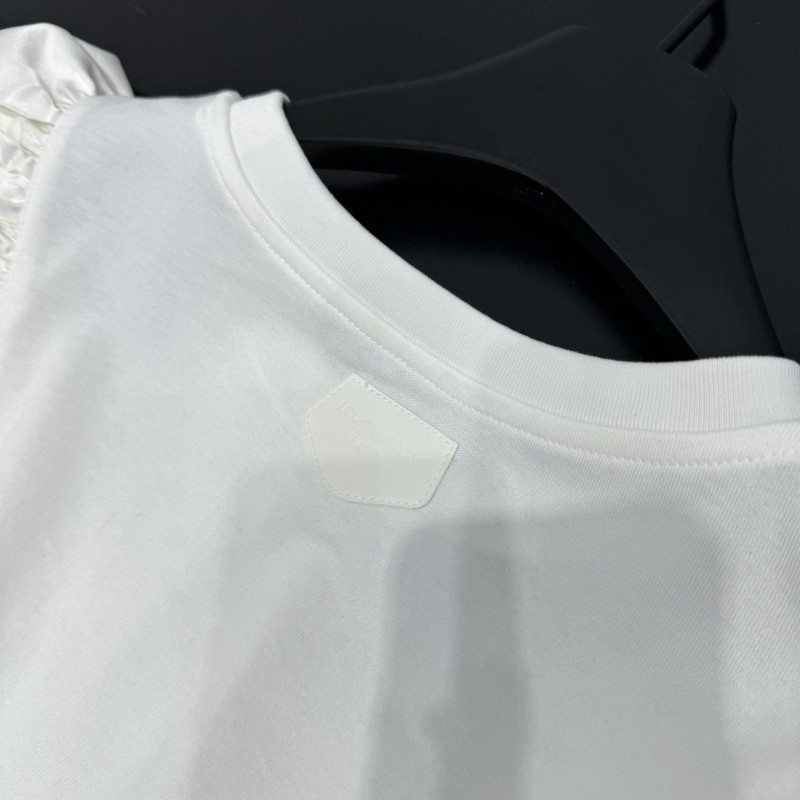 LV Tee