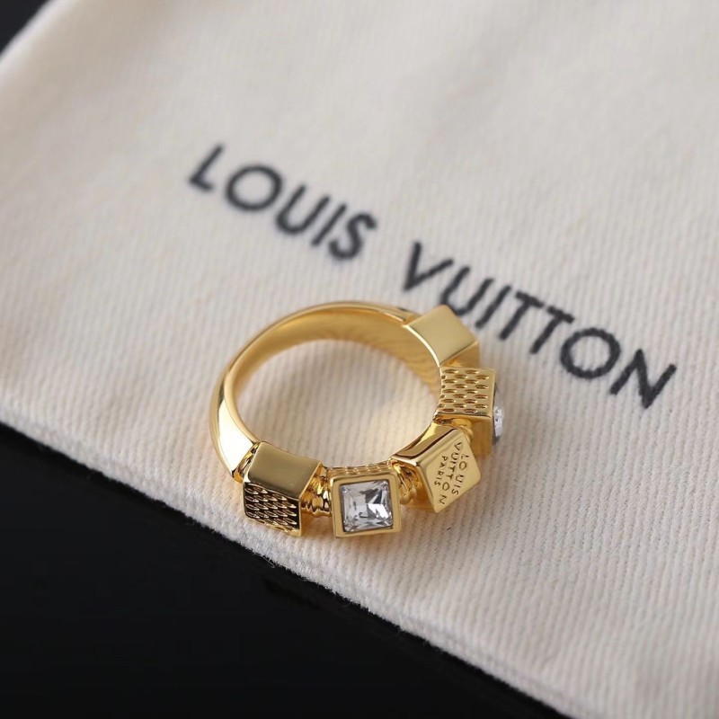 LV Ring