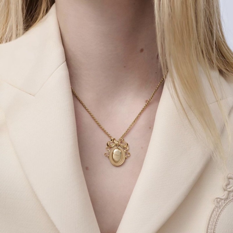 Dior Necklace 