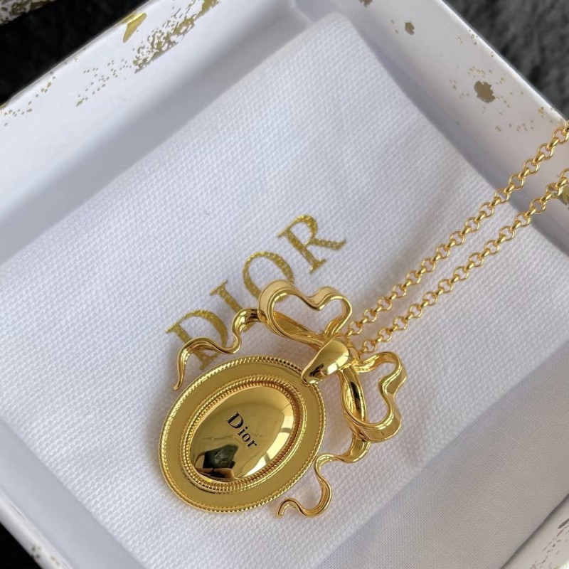 Dior Necklace 