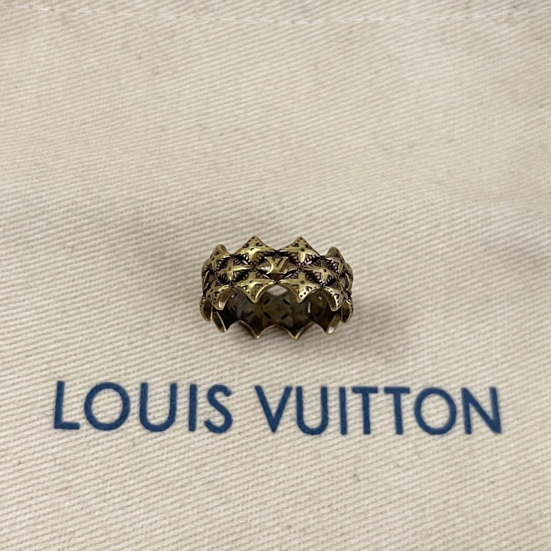LV Ring