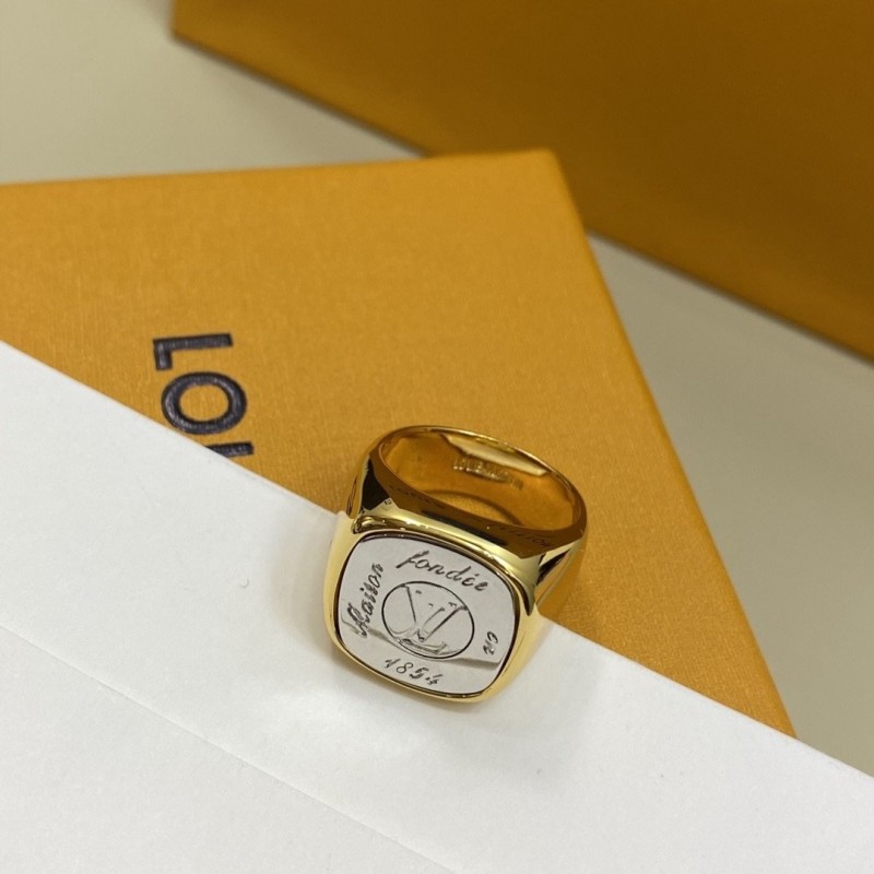 LV Ring