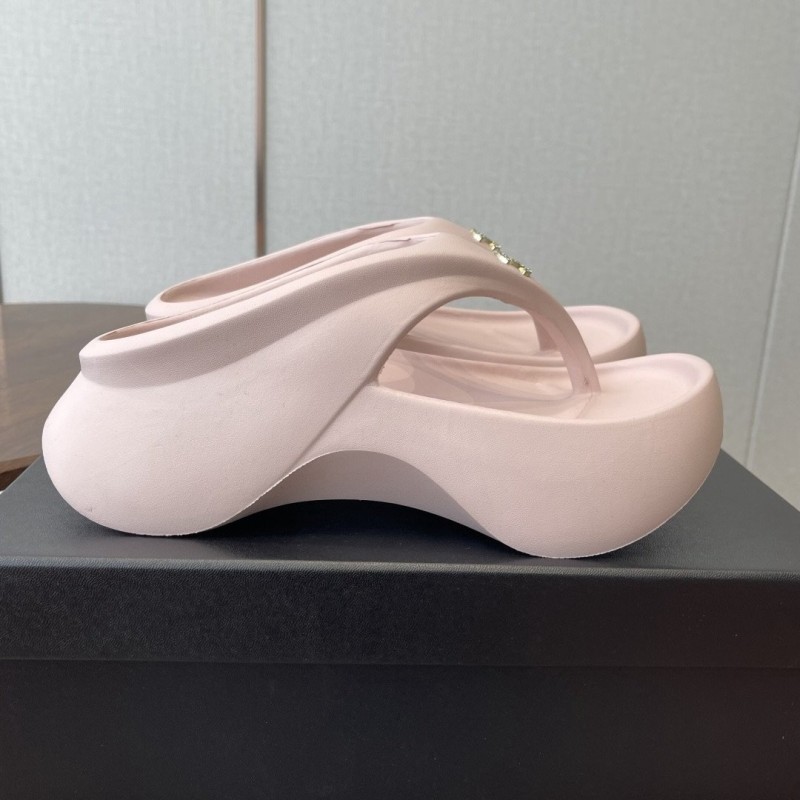 Chanel Slippers 