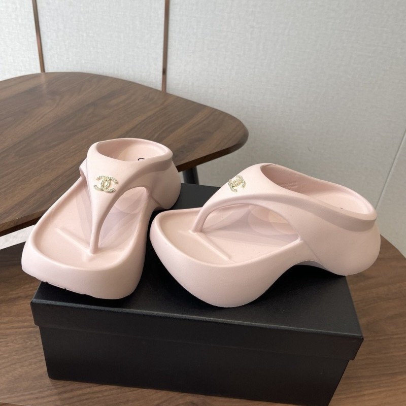 Chanel Slippers 
