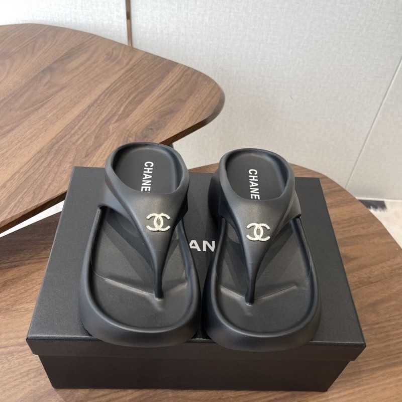Chanel Slippers 