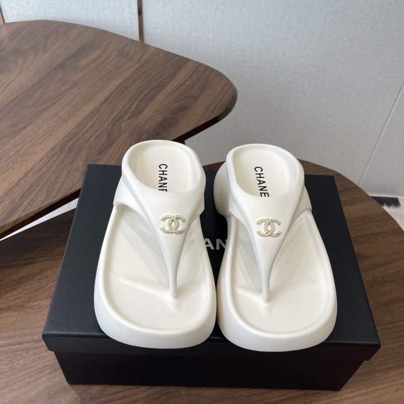 Chanel Slippers 