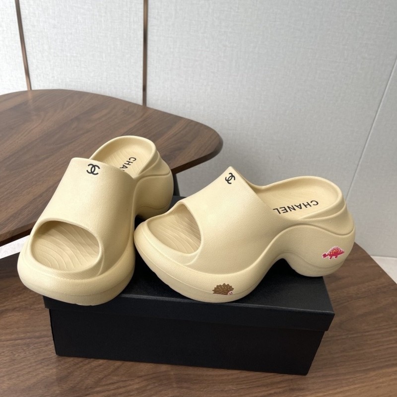 Chanel Slippers 