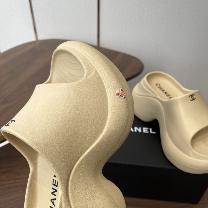 Chanel Slippers 