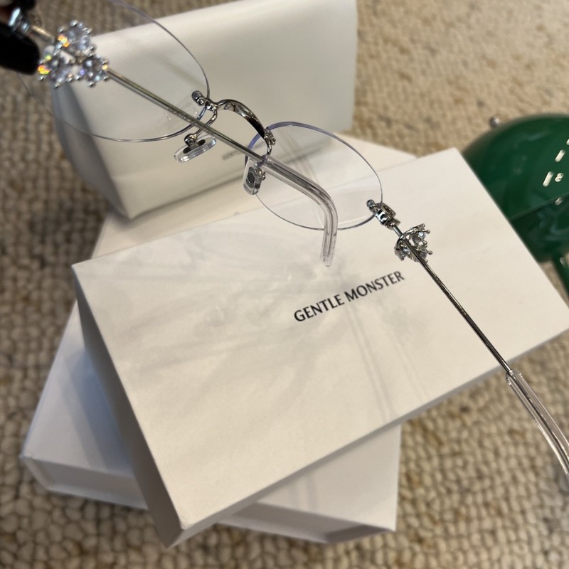 Gentle Monster Orora Glasses 