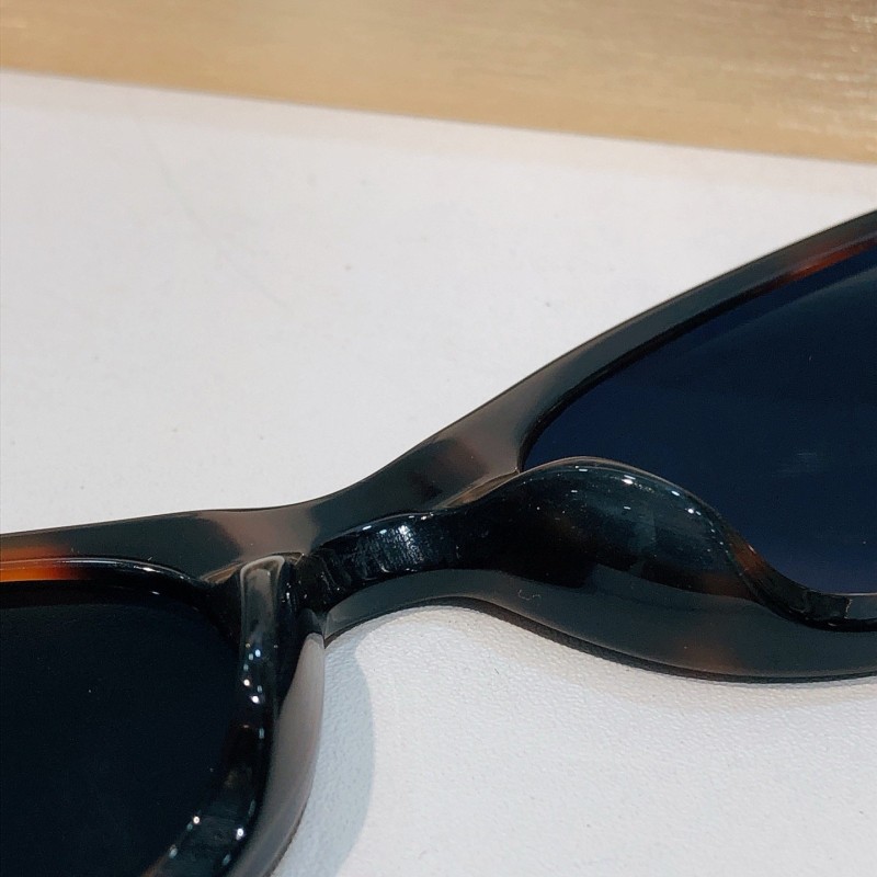 Gentle Monster Crepe Sunglasses
