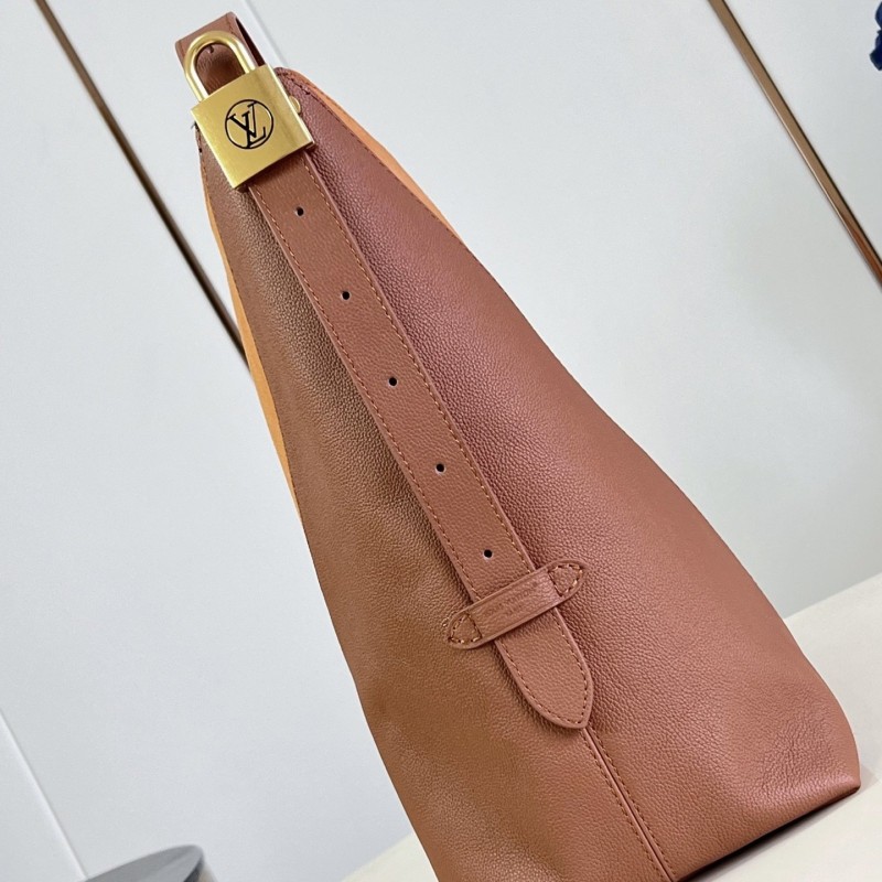 LV Hobo 