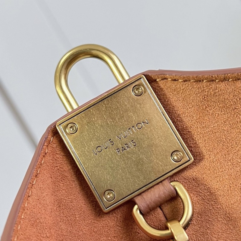 LV Hobo 
