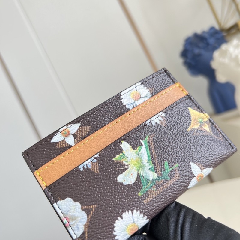 LV Cardholder