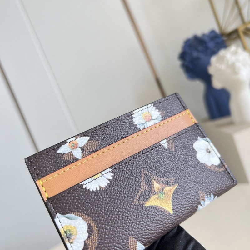 LV Cardholder