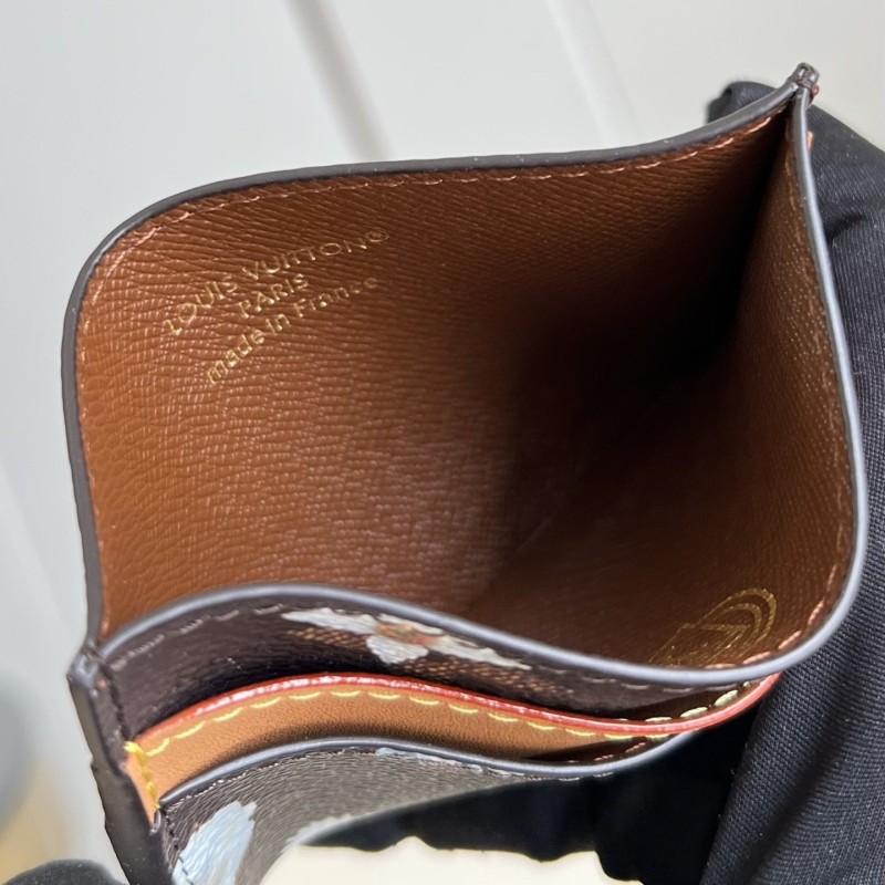 LV Cardholder