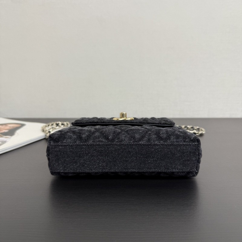 Chanel 26P Cocohandle Mini