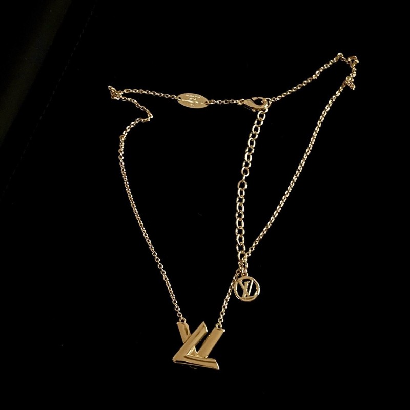 LV Necklace 