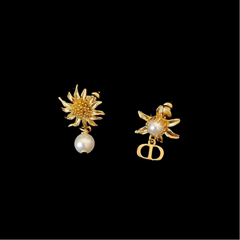Dior Earrings 