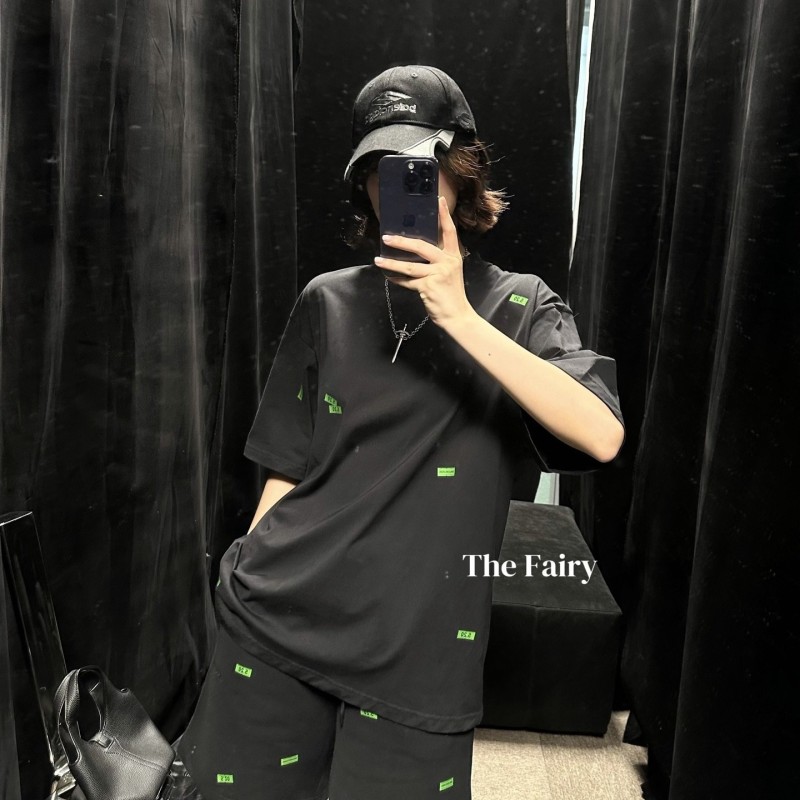 Balenciaga Unisex Tee